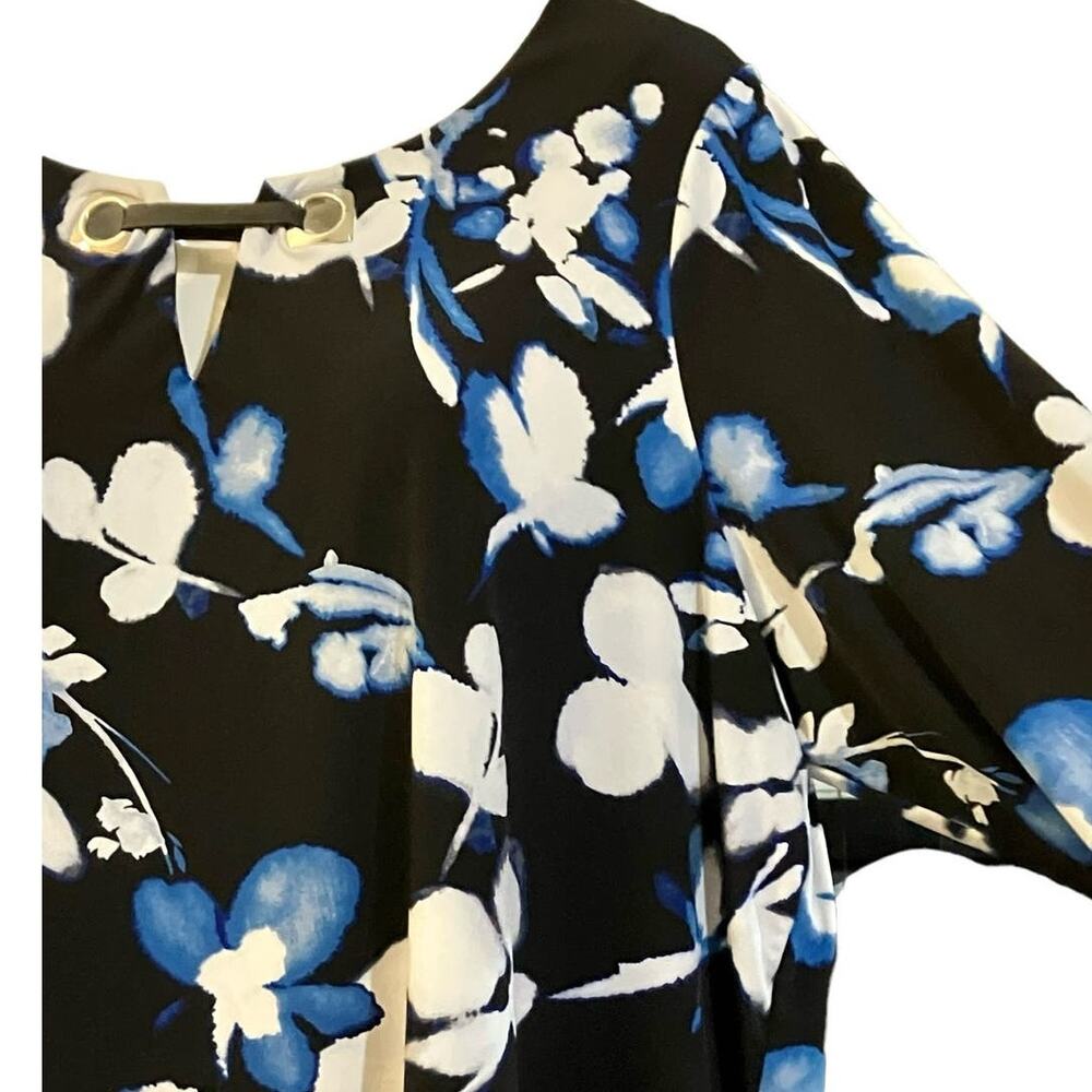 Calvin Klein Women's Black W Blue/White Floral Print 3/4 Sleeve Blouse | Size 1X - Picture 5 of 10